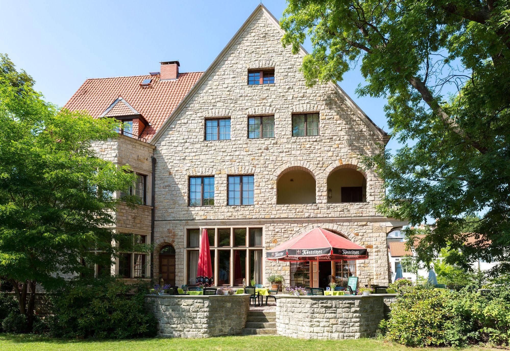 Parkhotel Unter Den Linden Halberstadt Exterior foto