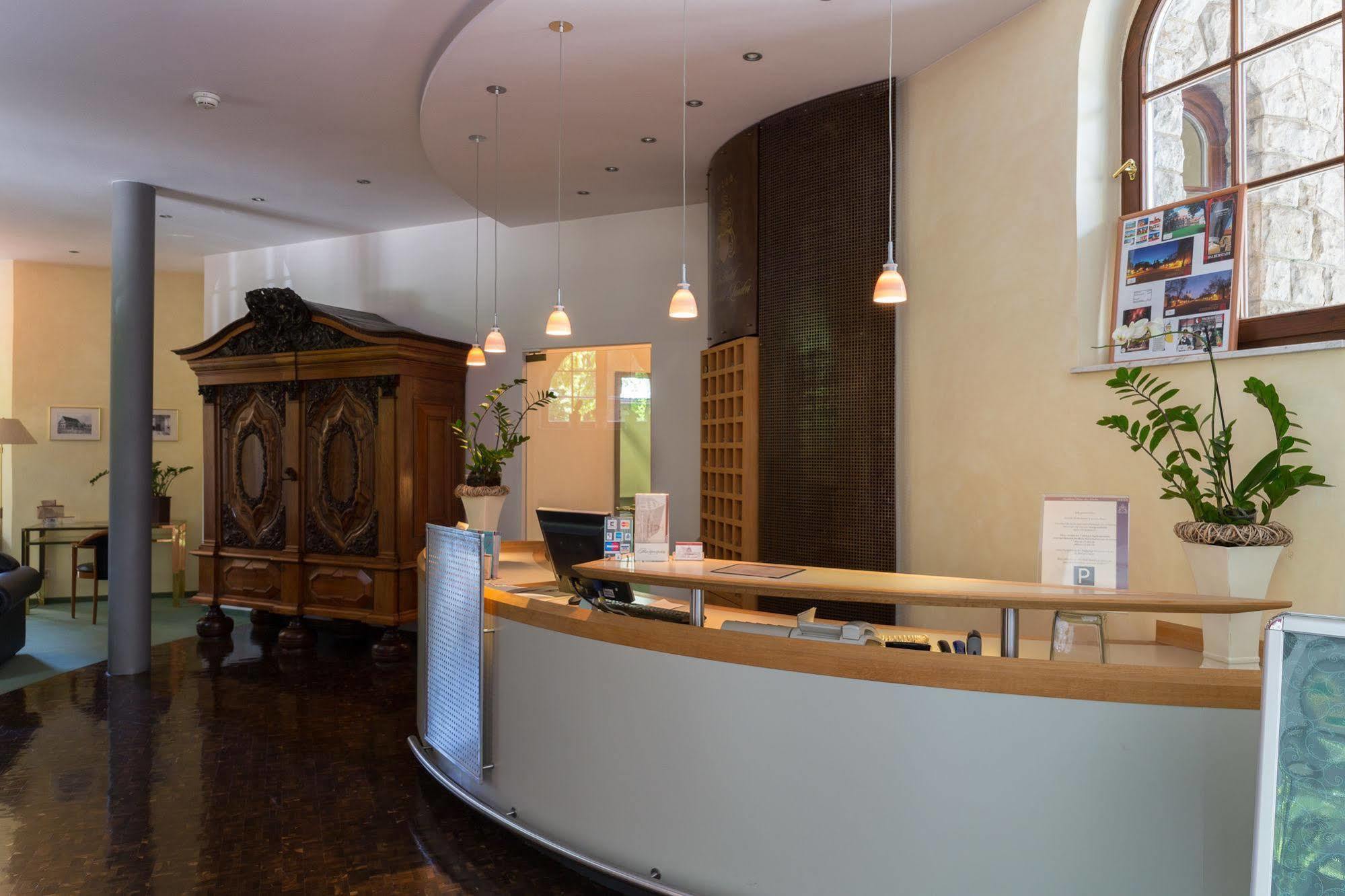Parkhotel Unter Den Linden Halberstadt Exterior foto