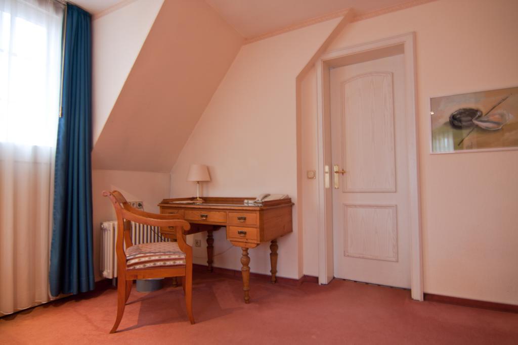 Parkhotel Unter Den Linden Halberstadt Exterior foto